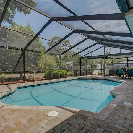 Relaxing 3Br 2Ba Oasis With Heated Villa